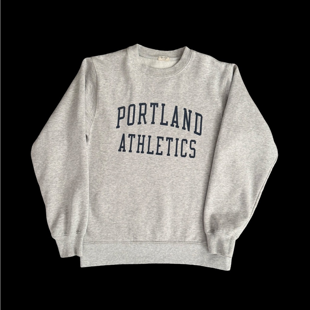Brandy Melville sweatshirt